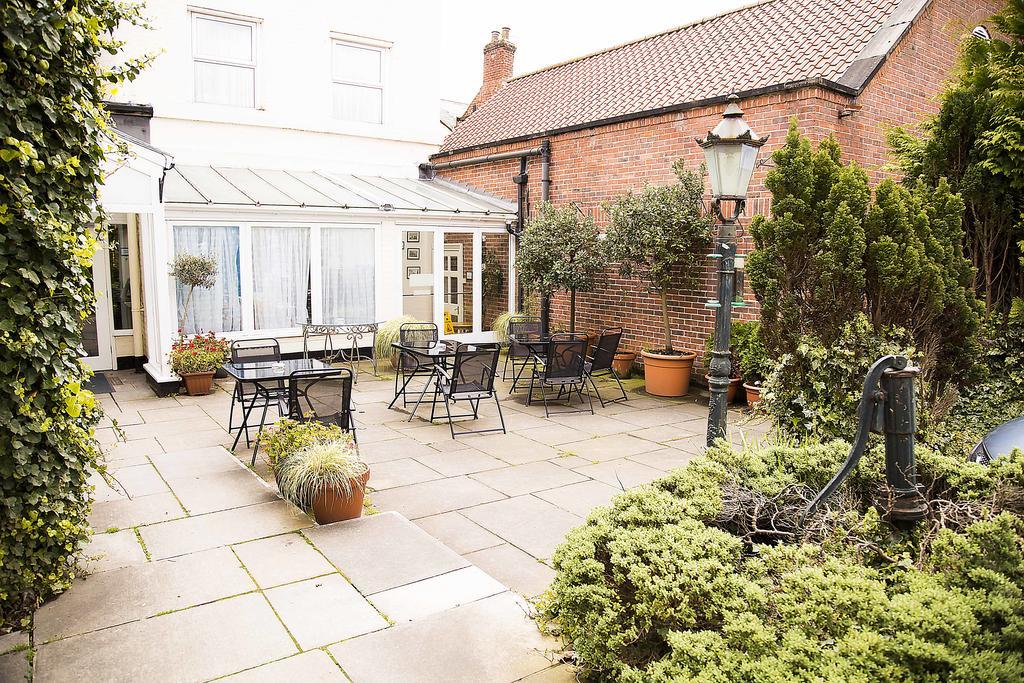 Lairgate Hotel Beverley Exteriör bild